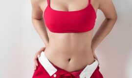 komal +971563649471