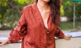 Priya +971563649471