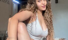 Annie +971568437574